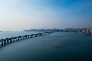 Obraz premium High-Definition Aerial View of Xinghai Bay Bridge, Dalian, Liaoning, China 