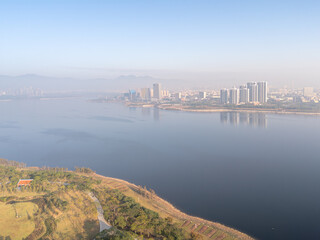 Fototapeta premium Maluwan Bay Park, Xiamen: Urban Waterside Landscape and Architectural Ensemble, Fujian