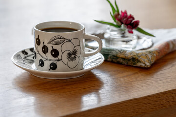 北欧の食器,コーヒー,花,チューリップ,球根