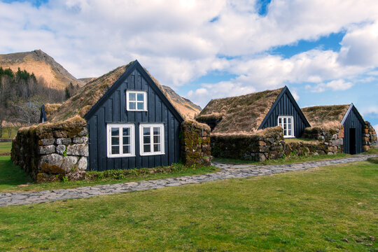 grass roof, icelandic culture, rural, historical, nordic, wooden house, remote, scenic, green roof, folklore, viking house, heritage building, heritage, history, northern europe, turf houses, traditio
