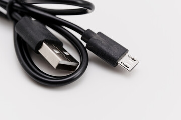 Connecting a radio with a USB cable for power and data transfer