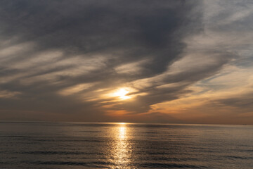 夕暮れ 日没 幻想的 イメージ 太平洋