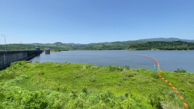 美利河（ぴりか）ダム	のダムフェンス、網場