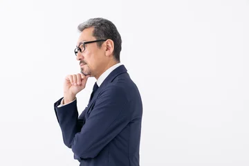 Fotobehang Onderzeeër 考えるビジネス男性  © naka