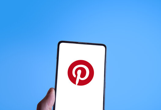 Pinterest logo on a smartphone screen.Link&ouml;ping, &Ouml;sterg&ouml;tland, Sweden. 02-06-2026.