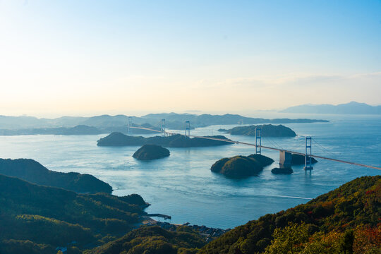 橋と海　しまなみ海道