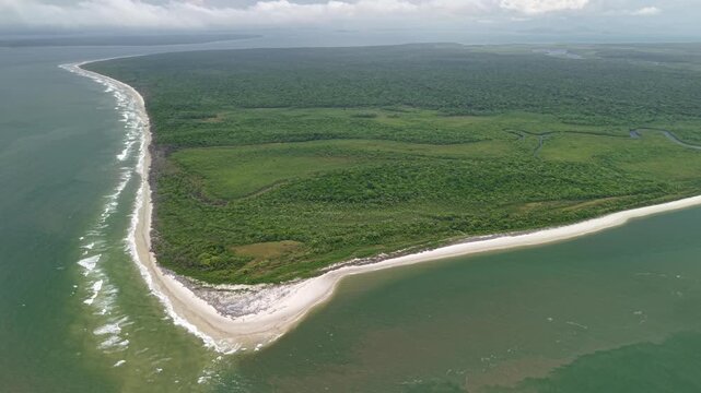 Aerial view of wild beach in Pe&ccedil;as Island - Paranagu&aacute; Bay - Guaraque&ccedil;aba, Paran&aacute;, Brazil
