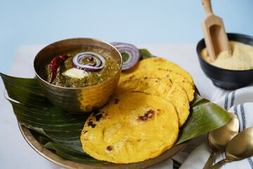 Sarson ka saag with makki ki roti | Mustard leaves curry with cornmeal roti