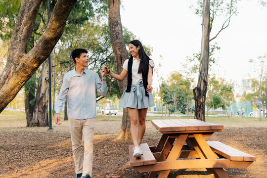 Couple Walk Picnic Bench Park