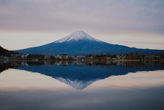 Scenic view of Fuji mountain and lake Kawaguchiko at sunset 