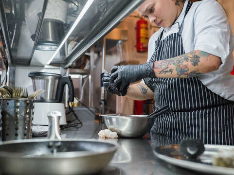 Chef preparing sea urchins 