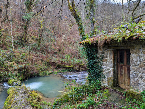 Barrial Mill on the Bimenes Mills Route, PR-AS 141, the municipality of Bimenes, Asturias, Spain