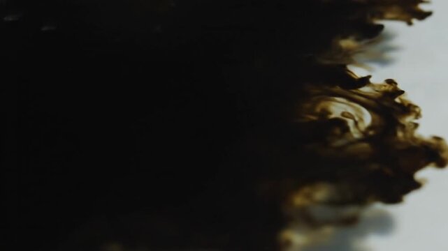 Pollution spreading in water, slow motion