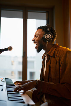 Home musician: keys & vocals
