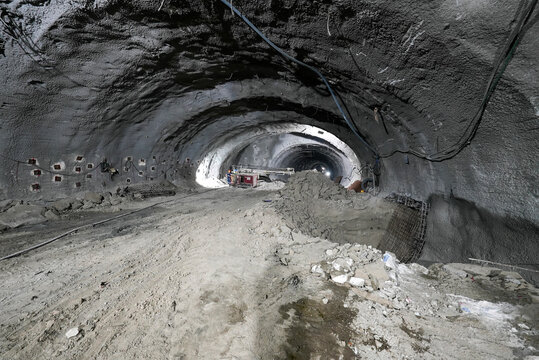 Heavy Machinery in Tunnel Construction