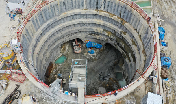 Excavation in a Circular Reinforced Concrete Tunnel Shaft