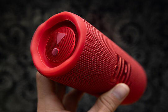 Guadalajara Jalisco, Mexico - January 26, 2026: JBL Flip 6 portable Bluetooth speaker , jbl speaker concept