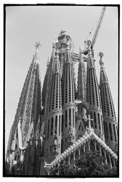 Sagrada Fam&iacute;lia on filme under Construction