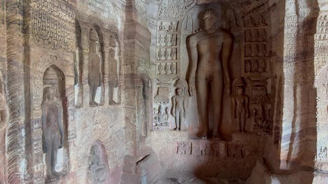 Badami Cave No. 4 features finely carved sculptures reflecting Jain art and philosophy, with serene Tirthankara figures, delicate detailing, and the elegant simplicity of Chalukyan stone craftsmanship