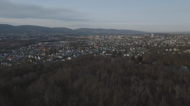 Establishing shot of Scranton, Pennsylvania on a winter day