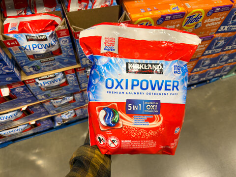 Kirkland Oxipower Laundry Detergent Pacs at Costco Warehouse