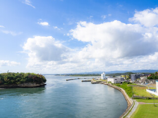 Obraz premium 海が見える町