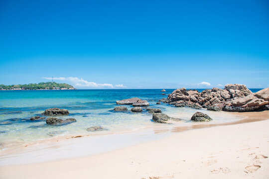 Beautiful Beach in Trincomalee, Sri Lanka with Clear Blue Waters
