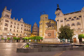 Obraz premium Cordoba - The Plaza Tendillas square at dusk.