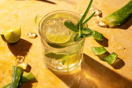 Refreshing aloe mojito with lime and ice