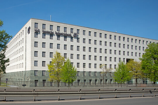 Geb&auml;ude, IKB Deutsche Industriebank, Uerdinger Strasse D&uuml;sseldorf, Editorial Content