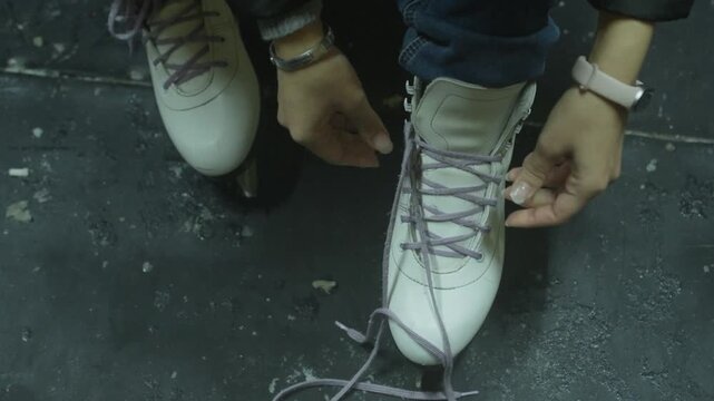 Hands Demonstrating Foot Knot Techniques. Detailed View Of Hand And Foot Coordination During Knot Drills. Focus On Precise Hand Movements And Foot Alignment During Knot Tying Exercises