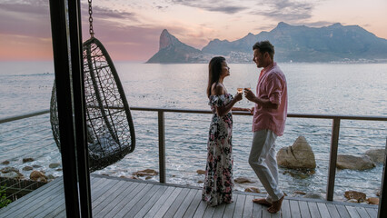 Fototapeta premium Romantic sunset escape in Cape Town overlooking the stunning coastline