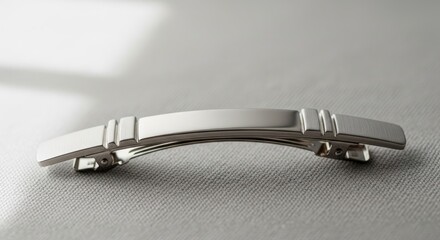 Elegant Silver Hair Clip - Stylish Accessory.