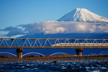 日本の象徴・富士山の写真画像