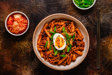 Rapokki - tteokbokki with noodles and chajang sauce