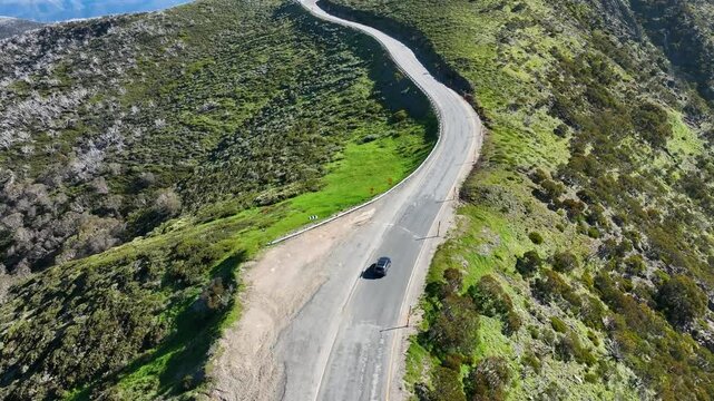 Scenic Drive on the Great Alpine Road: Revealing Stunning Mountain Landscapes
