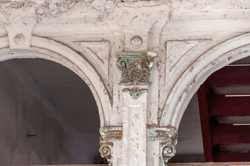 Fototapeta premium Abandoned Historic Palace in Eastern Europe