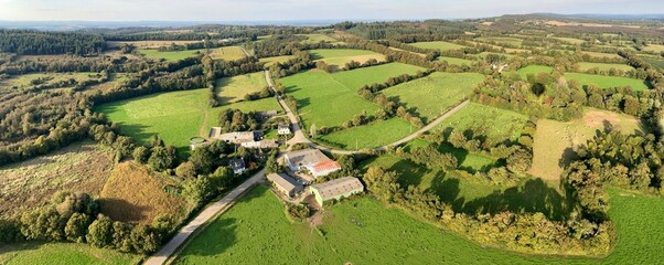 la campagne Bretonne de Gou&eacute;zec &agrave; Spezet vu de montgolfi&egrave;re en Finist&egrave;re France