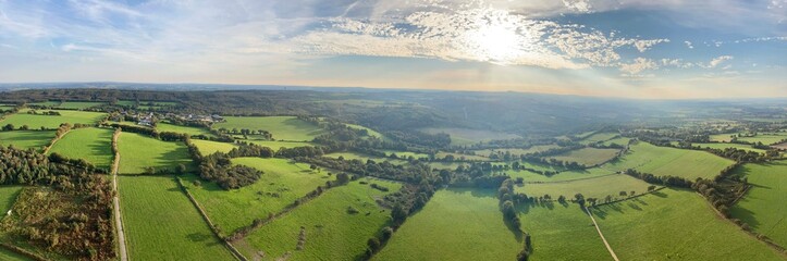 la campagne Bretonne de Gou&eacute;zec &agrave; Spezet vu de montgolfi&egrave;re en Finist&egrave;re France