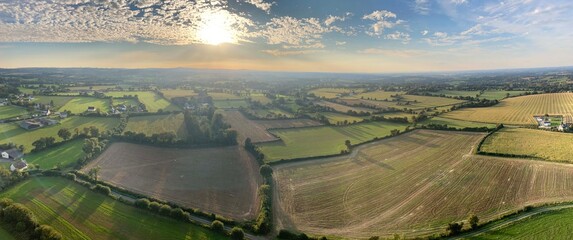 la campagne Bretonne de Gou&eacute;zec &agrave; Spezet vu de montgolfi&egrave;re en Finist&egrave;re France
