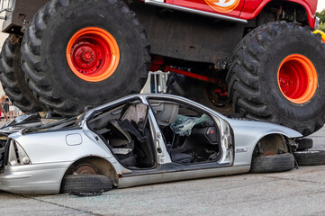 Huge big foot car smash car on monster truck show outdoor © Zsolt Biczó