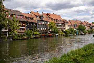 Fototapeta premium Klein Venedig in Bamberg, Bavaria, Germany, picturesque row of medieval half-timbered fishermen houses along the Regnitz River, iconic UNESCO old town landmark and European travel destination.