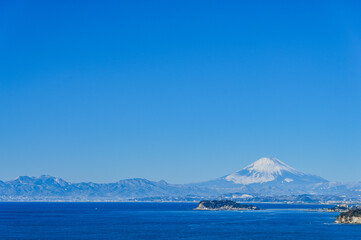 日本の富士山と江ノ島