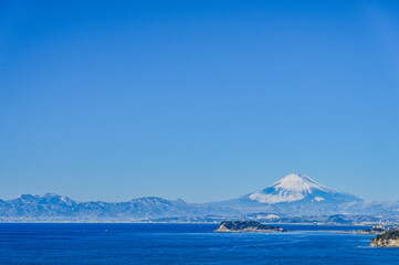 日本の富士山と江ノ島