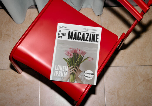 Mockup Of Us Letter Magazine With Customizable Cover, Flash
