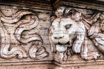 Lion head relief on Ponte Vittorio Emanuele II