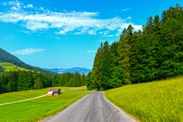 Weiler (Rotte) Ittensberg in der Gemeinde Egg im Bregenzerwald, Vorarlberg © Ilhan Balta