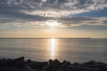 新潟　柏崎の夕景（潮風公園から）