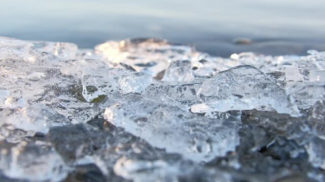 冬の風景　湖と氷
