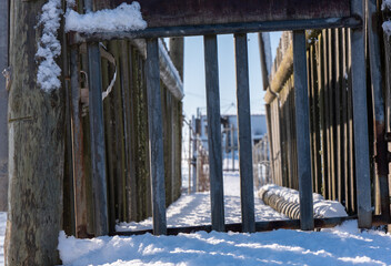 Carrelet enneigé de la Baie de Yves, Charente Maritime, France © jujud3100